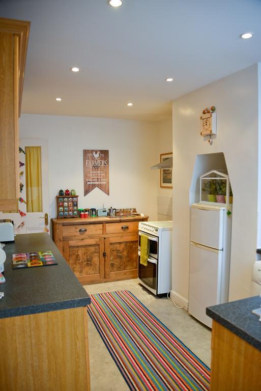 Queens Apartment Γουόρδινγκ Εξωτερικό φωτογραφία